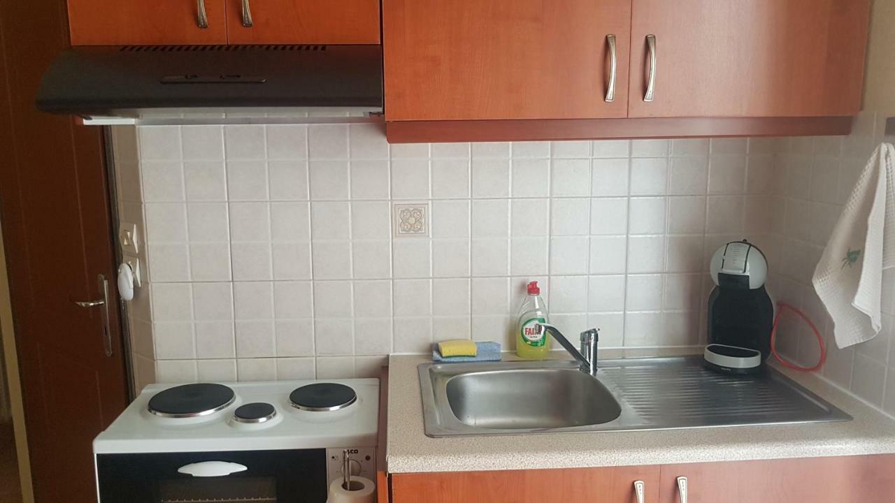 Cozy Loft Appartement Mesolóngion Buitenkant foto